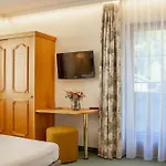 Konukevi Inge 3*